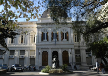 SUSPENDIDO - Universidad de La Plata